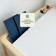BusyKids YOKO – Montessori-Kinderschreibtisch mit Regal und Organizer